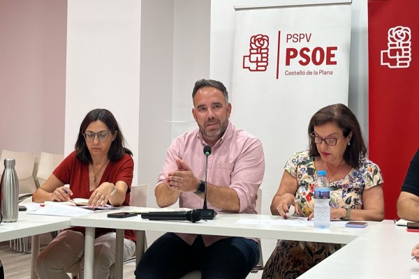 Simó exige elecciones anticipadas a Mazón y pide a Carrasco que no 