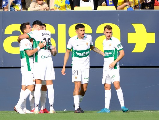 El Elche ya divisa la meta