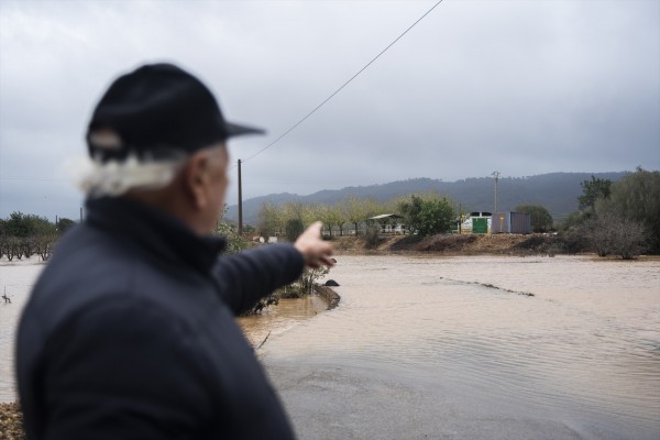 Unos 38.000 clientes se quedan sin suministro eléctrico debido a la Dana que afecta a la Comunitat