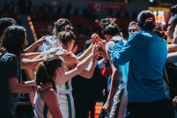 El Jairis vuelve a ser quinto en LF Endesa pero con más triunfos y se medirá al Zaragoza