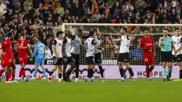El Valencia enlaza tres victorias en Mestalla y tres seguidas en Liga tras más de un año