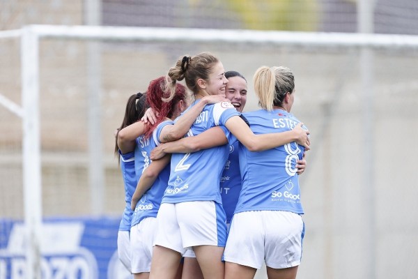 El Alhama vence por 2-0 al Osasuna y sigue presionando al Alavés por el ascenso directo 
