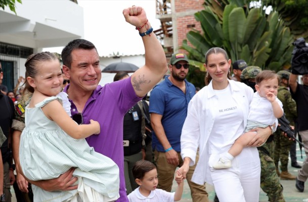 La autoridad electoral de Ecuador declara a Noboa ganador de las elecciones presidenciales