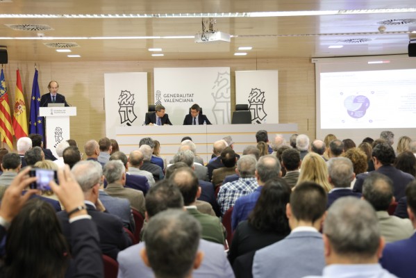 De 'bots' para dar cita a la historia clínica única, así será la Estrategia de Salud Digital de la Comunitat