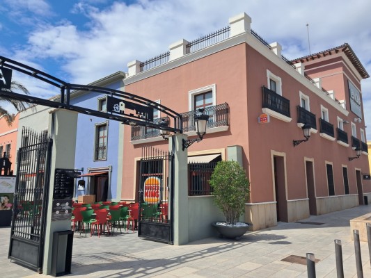 Burger King gana presencia en Murcia y abre un nuevo local en el centro comercial La Noria