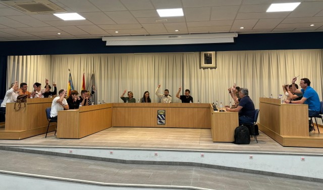 L'Alcora se une contra la planta de Aprocol: los tres grupos municipales aprueban recurrir la sentencia