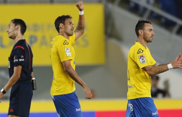 Las Palmas busca poner la guinda a la permanencia ante un rival en apuros