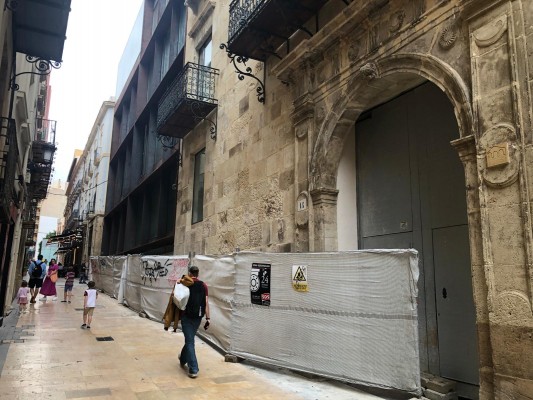 El Consell renueva el convenio para financiar la obra del Centro 14 de Alicante con 993.000 euros 