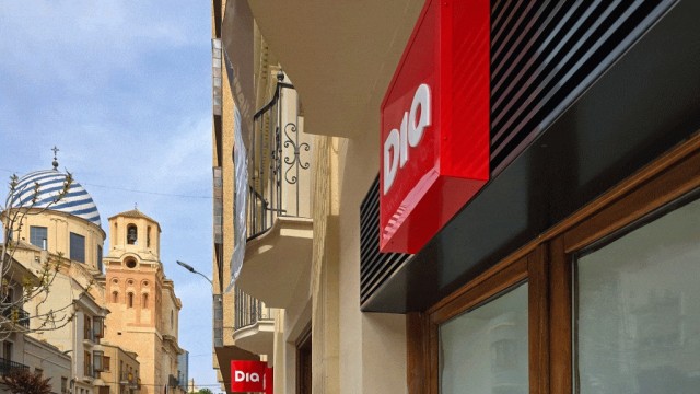 DIA estrena un nuevo supermercado en Yecla en una casa señorial del siglo XVIII
