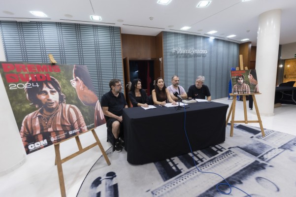 Vicent Andrés Estellés, gran protagonista dels 19º Premis Ovidi