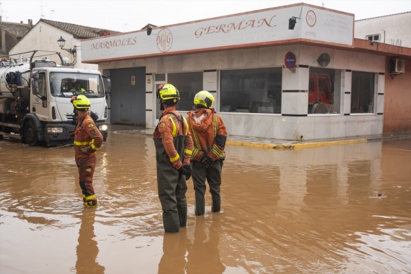  Bomberos de Valencia realizan 200 servicios por lluvias y la Diputación activa un plan para vías no seguras