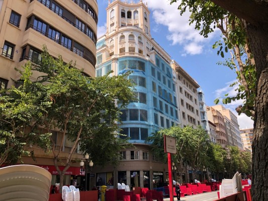 Así será el mayor bloque de pisos turísticos de Alicante en el Generali, listo para inicio de 2026