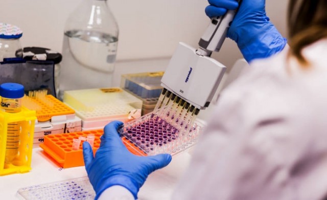 La biotecnología alicantina ante la guerra arancelaría que amenaza las exportaciones