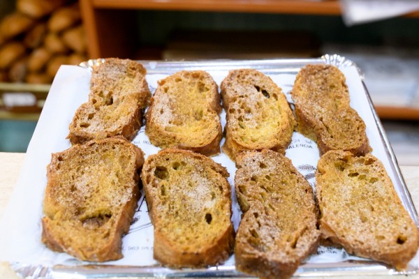 Tres pastelerías en Alicante que quitan el antojo de torrijas esta Semana Santa