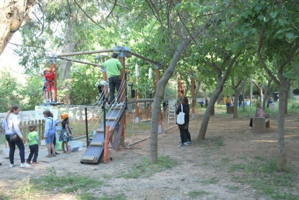 Vila-real celebra la 'Pasqua al Termet': integración y socialización de los niños a través del juego