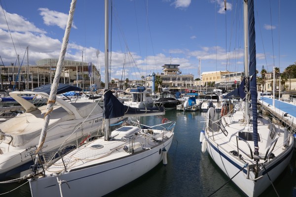 Los 5 millones para reparar los pantalanes abocan al Real Club de Regatas de Alicante a elecciones
