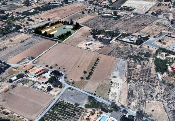El Camp d'Elx quiere crecer en hostelería: reconversión de fincas particulares de Torrellano en restaurantes
