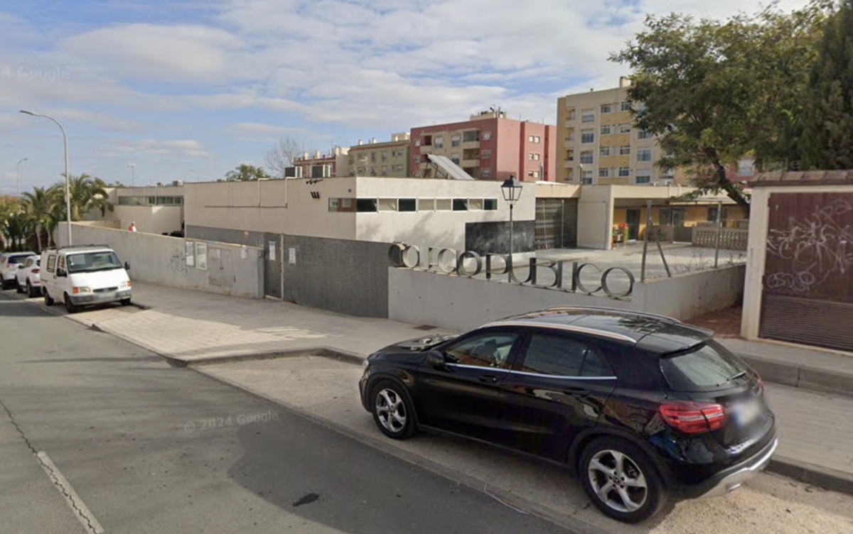 Aspe licita el proyecto para el cerramiento del porche y otras mejoras en el CEIP Perpetuo Socorro