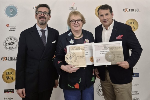 Dos vinos de H+S repiten como los mejores de España para Wine Up