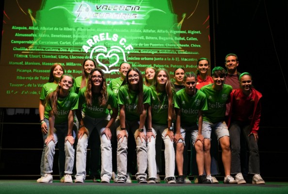 La Valencia Cup Girls 2025 queda inaugurada ante 1.700 personas en el Velódromo Luis Puig