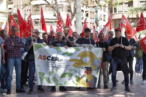 CCOO anuncia protestas en Castelló por el bloqueo en la negociación del convenio del azulejo