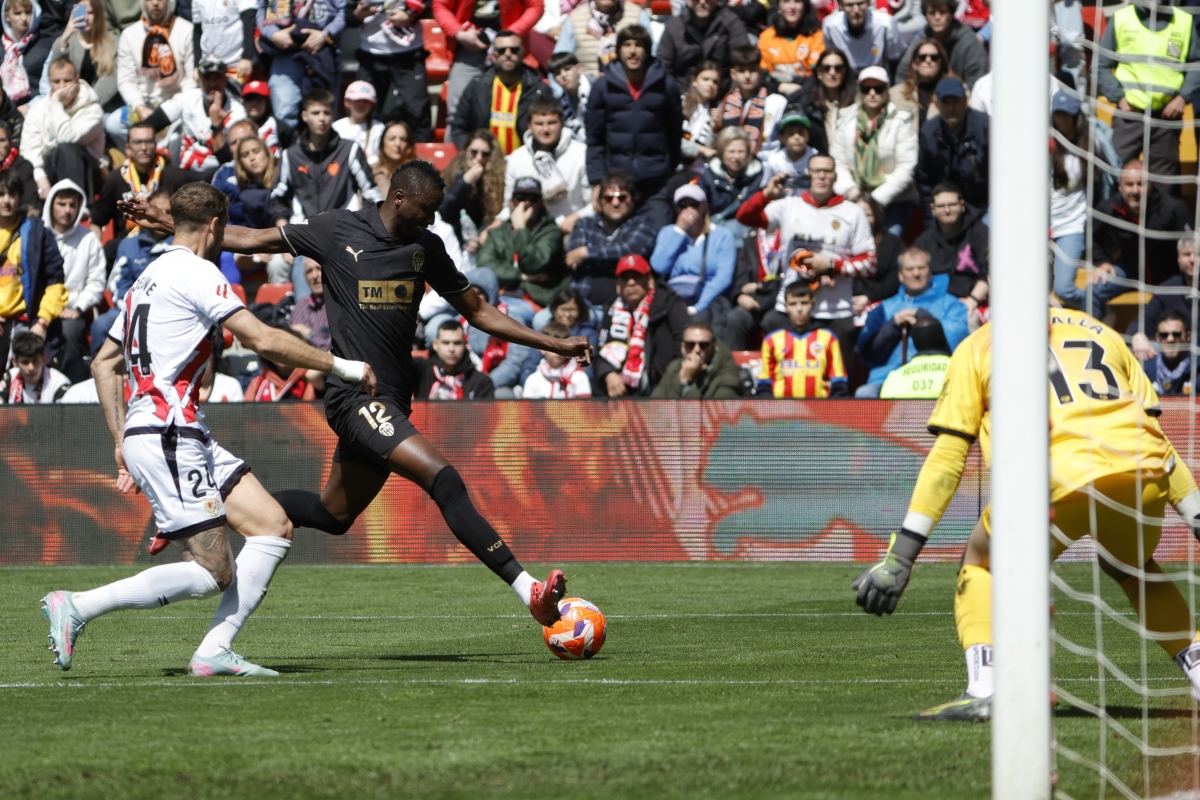 Sadiq, baja contra el Espanyol por sanción