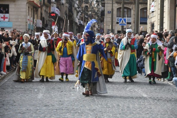 Arranca la Festa en Alcoy: la Gloria proclama la inmediatez de los Moros y Cristianos