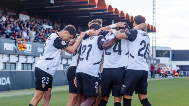 Victoria del VCF Mestalla ante la UE Cornellà 