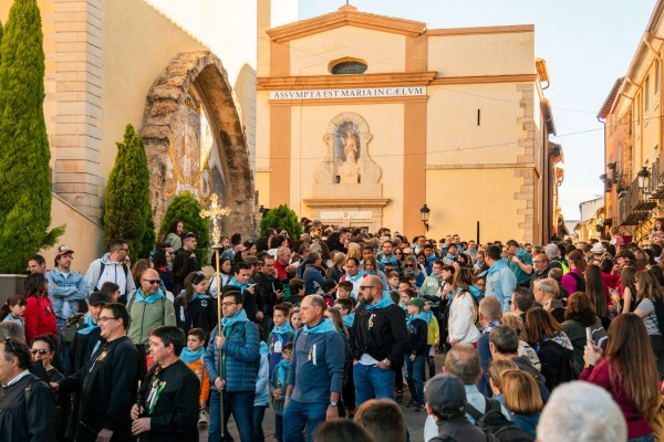 De la romeria als angelets: la tradicional Festa del Rotllo reuneix milers de persones a l'Alcora