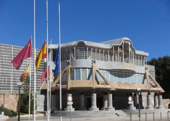 López Miras decreta tres días de luto en la Región de Murcia por el papa Francisco