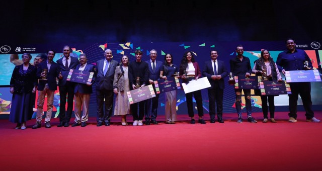 El taekwondista Hugo Arillo y la regatista Ascensión Roca, mejores deportistas alicantinos