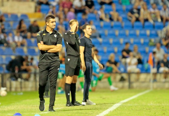 Mario García y Javi Moreno se perderán la cita ante el Marbella, para la que tiene alguna opción Sotillos