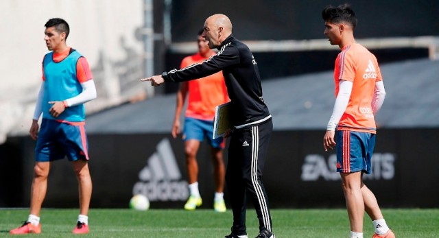 Ayestarán 'regula' las fuerzas para llegar con energía al Camp Nou