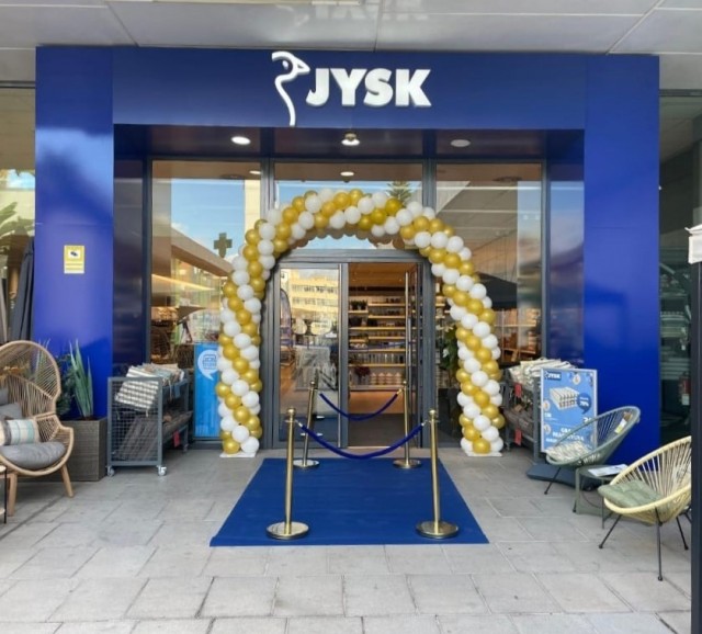 JYSK reinaugura su tienda en San Vicente ubicada en la calle l'Almazara