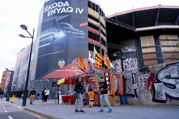 València prevé modificar su ordenanza y regular zonas de actividades en actos deportivos