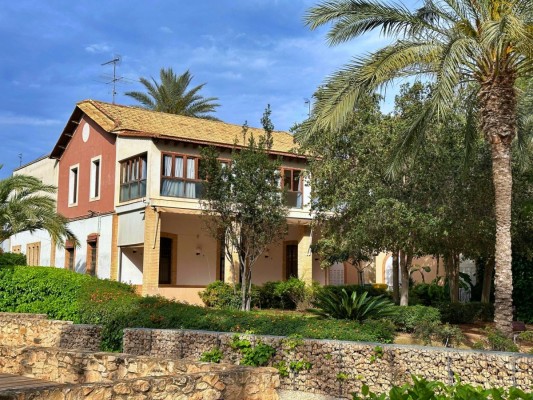 Santa Pola ofrece a emprendedores locales un atractivo proyecto de hostelería en el centro de la ciudad