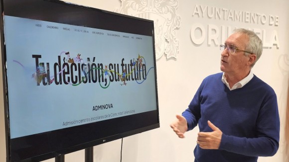 PSOE y Cambiemos Orihuela exigen la dimisión de Vicente Pina por el cierre del Virgen de la Puerta