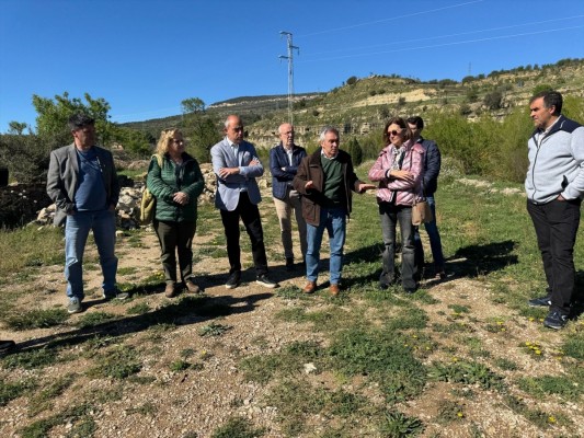 Agricultura presenta un plan de 2,5 millones para garantizar el suministro de agua en explotaciones ganaderas