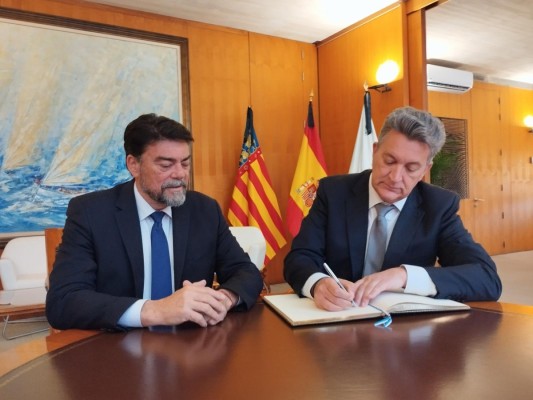 Consell y Alicante se conjuran para impulsar la reutilización de agua depurada con 37 millones