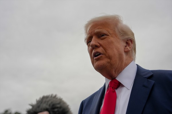 Trump carga de nuevo contra Zelenski: 