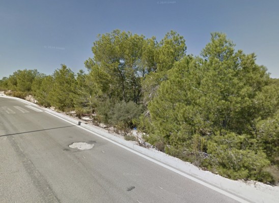 Orihuela invierte 14.000 euros en renovar el asfaltado de la urbanización Los Balcones