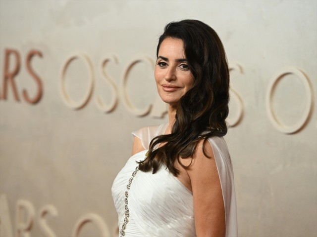 Penélope Cruz, Edward Norton y Seth Rogen protagonizarán el remake de la película española 'Sentimental'