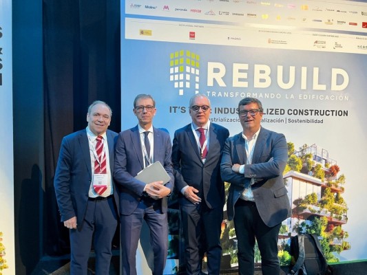 La Generalitat expone en Rebuild el proyecto para la construcción de viviendas industrializadas en la zona Dana