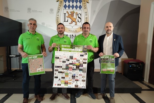 Nules ultima la tradicional celebració de la festivitat de Sant Vicent amb el cercavila com a atractiu