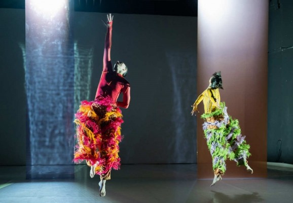 'Mírala cara a cara': sevillanas contemporáneas también aptas para 'puristas'