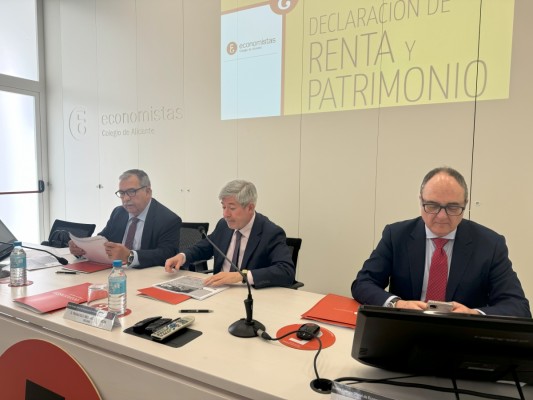 El Colegio de Economistas de Alicante alerta: la campaña de la Renta 2024 llega con más esfuerzo fiscal por la no deflactación del impuesto