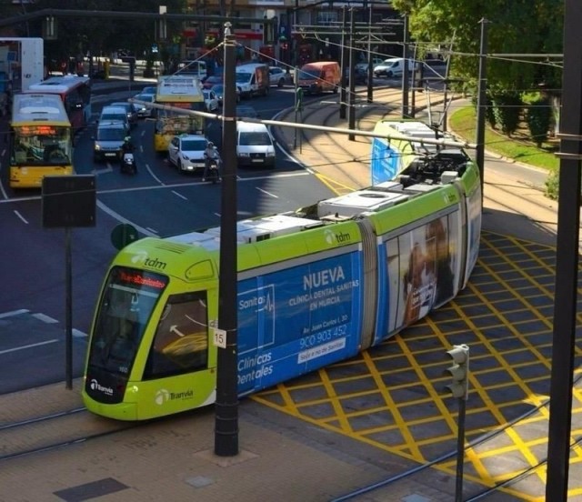 Murcia prorroga para 2026 el descuento del 40% en el billete de autobús, tranvía y tranvibús