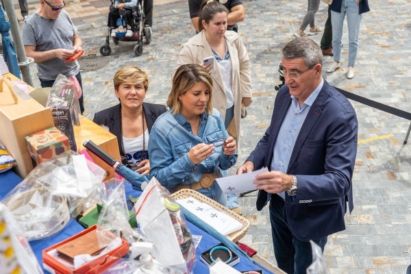 El Plan de Apoyo al Comercio del Casco Histórico sube a 130.000 euros y ampliará las ayudas hasta 15.000 euros en San Fernando