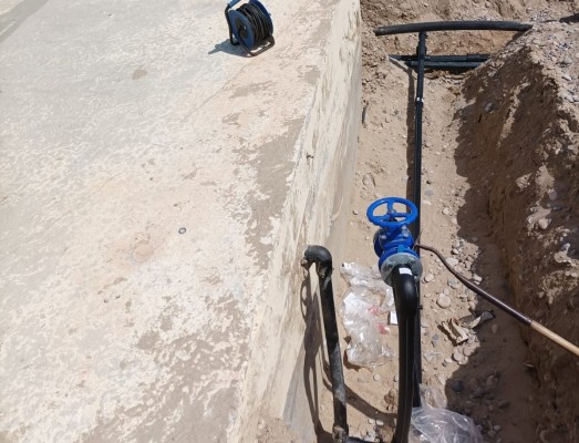 Oropesa garantiza la presión de agua en los lavapiés de sus playas con una nueva conexión 
