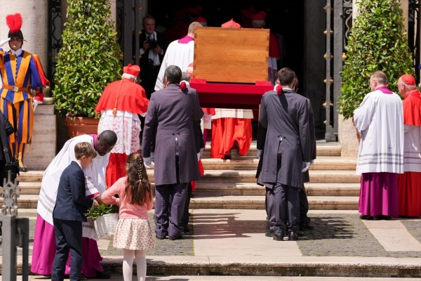 La tumba del Papa Francisco podrá visitarse a partir de este domingo en la Basílica de Santa María la Mayor de Roma